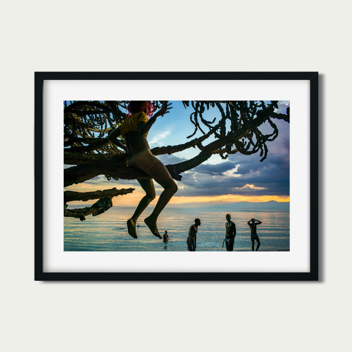 Killer Lake (12 x 18") (Impresión 1 de 7)